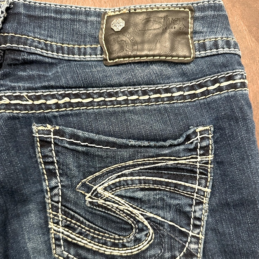 Silver Jeans Suki Skinny with White Stitching